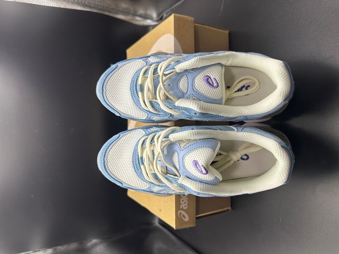Baskets Asics GEL-NYC bleues 40 - photo numéro 3
