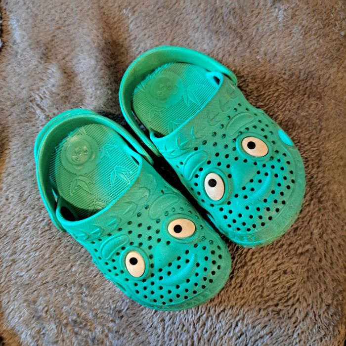 Lot de 3 paires de chaussures fille Pointure 26 - photo numéro 3