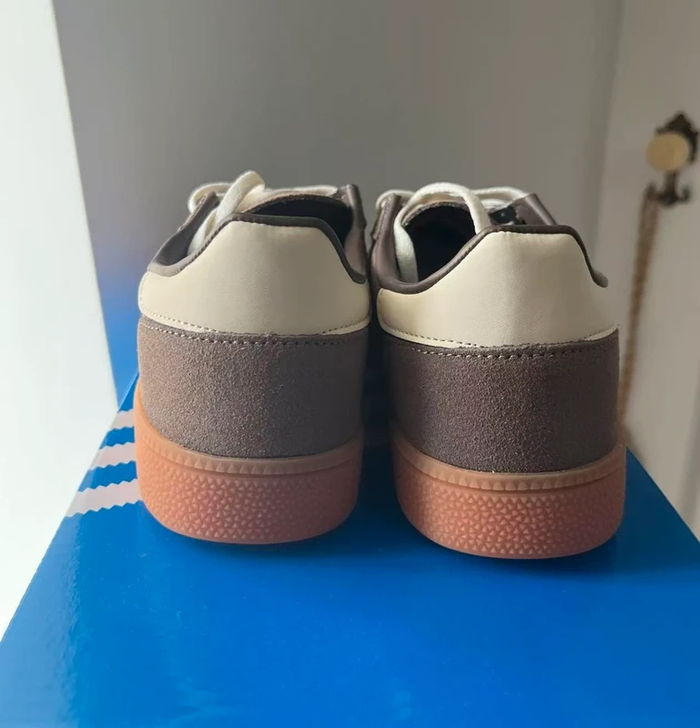 Baskets Adidas Special taille 42 - photo numéro 4