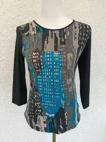 T-shirt manches 3/4 Damart taille 38/40 noir a motifs