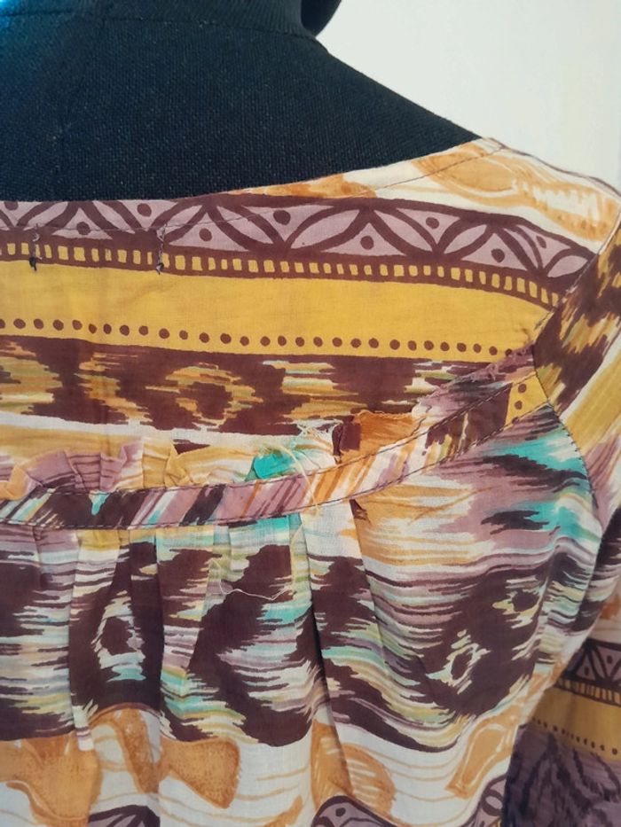 Blouse à motif colorés taille 40 fluide été decolté - photo numéro 7
