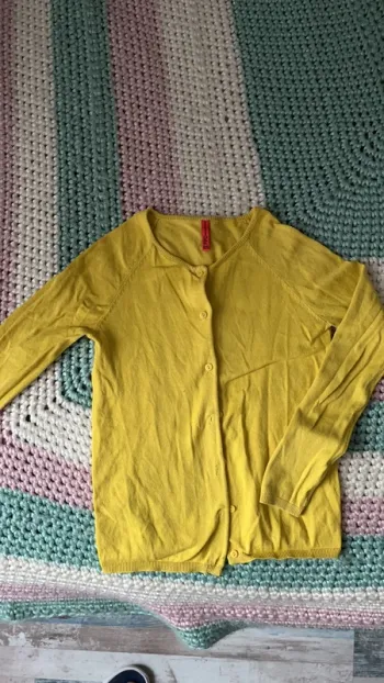 Gilet jaune moutarde 10ans