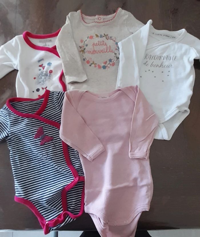 Lot 5 bodies fille