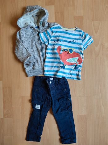 Lot tenue pantalon + t-shirt + sweat zippé à capuche Liberto en 24M