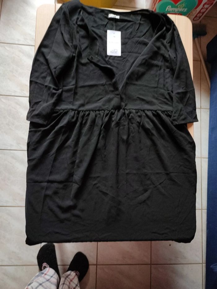 Robe noire - photo numéro 2