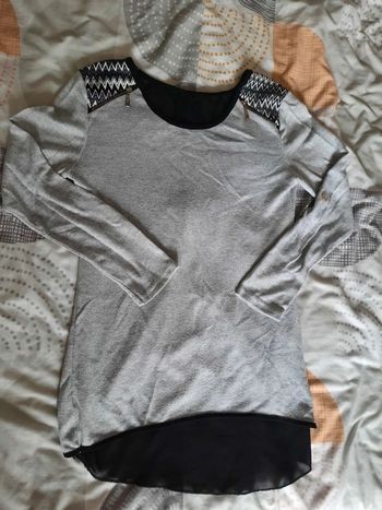 Pull gris avec voile T36 comme neuf