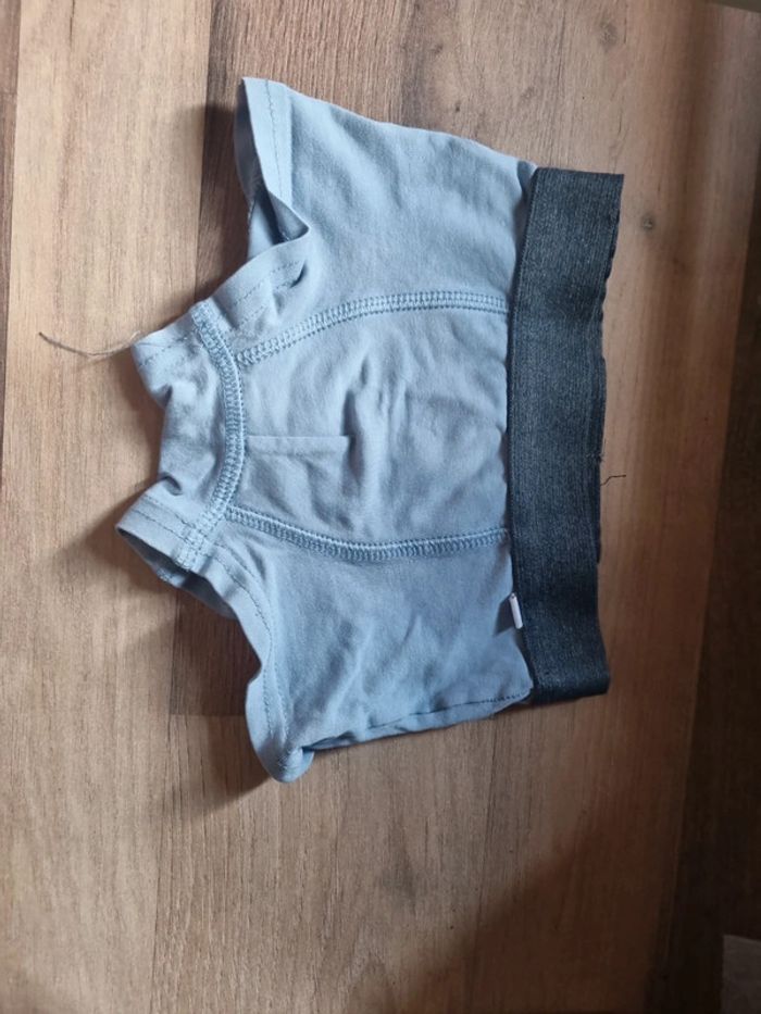 3 caleçons 2 ans - photo numéro 4