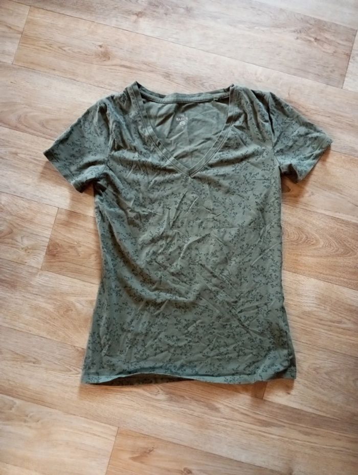 T-shirt Col v .c&a S