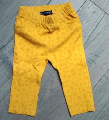 Legging/ jegging neuf 9 mois