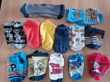 Lot chaussettes taille 23/26