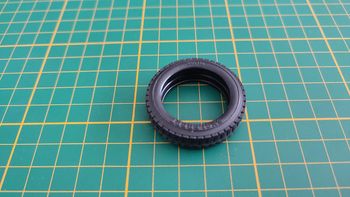 Pneu seul pièce miniature Bburago Burago Ferrari 250 Testa Rossa 1957 1/18 1/18e 1/18ème #C19