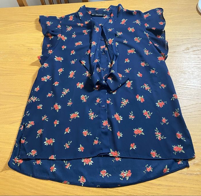 Zara Chemise cravate bleue fleurie Taille M/38 - photo numéro 2