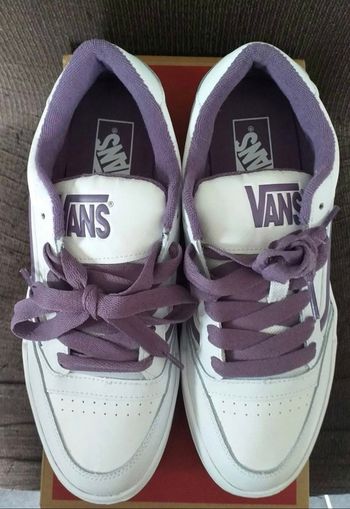 Vans cuir violette neuves