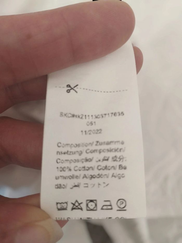 Très bel ensemble + accessoire fille 3 ans (100) Shein neuf sans étiquette - photo numéro 6