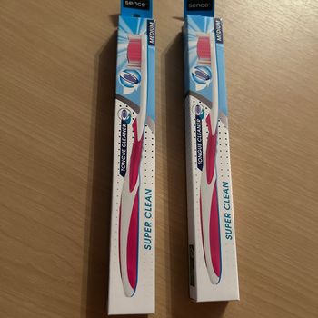 Lot de 2 brosse à dent adulte médium rose neuve