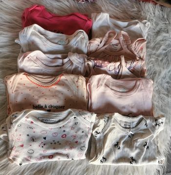 Lot de 10 bodies manches courtes