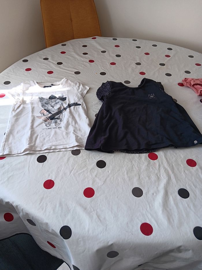 2 tee-shirts filles