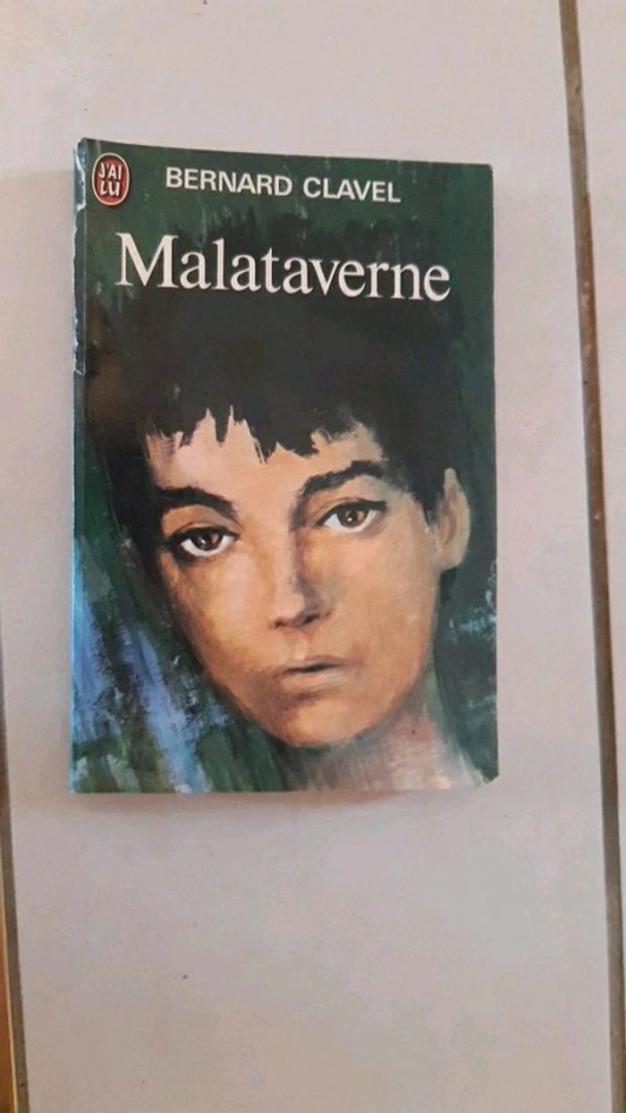 Livre de poche Malataverne