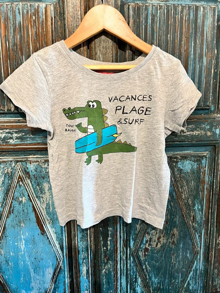 Très joli teeshirt crocodile 🐊