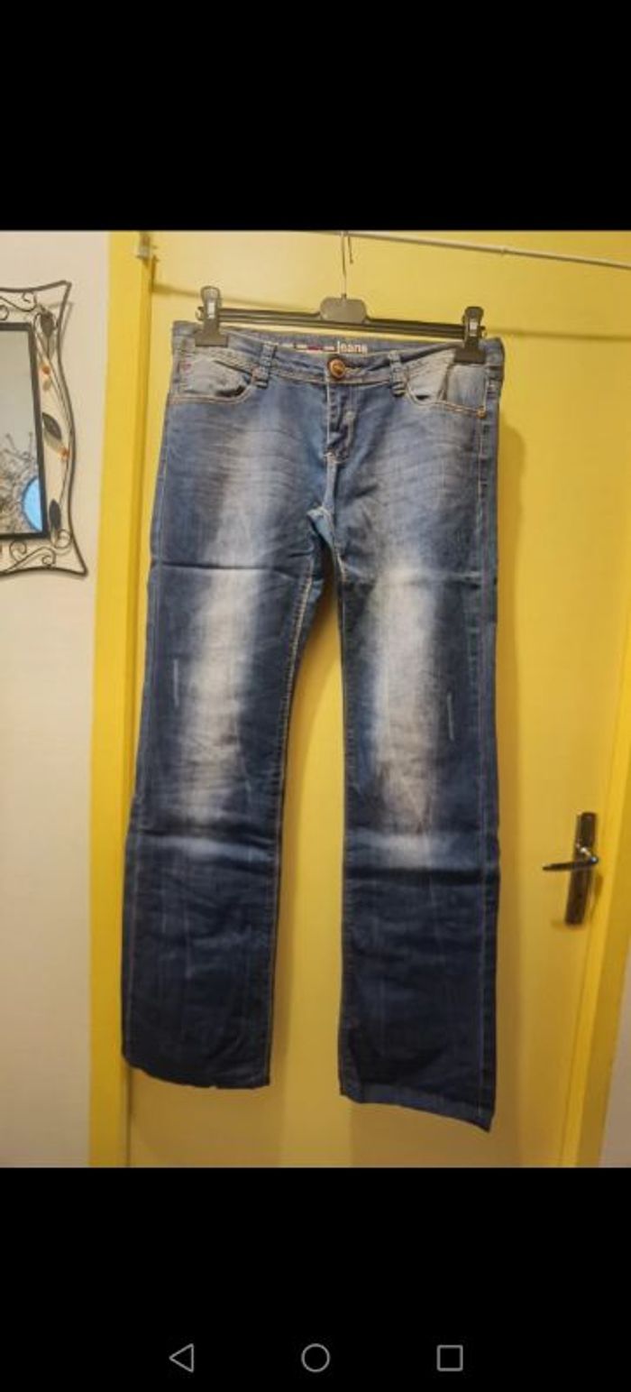 Jean Jennifer 40 roz