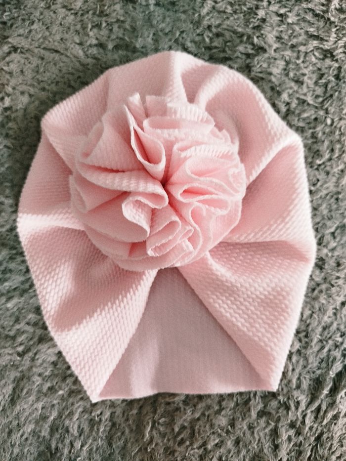Bonnet fleurs Bébé neuf ni
