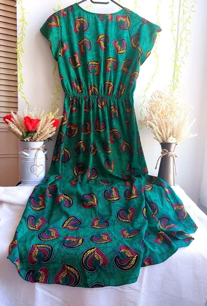 Robe d'été Vintage Love – M – Vert – État : Excellent - photo numéro 2