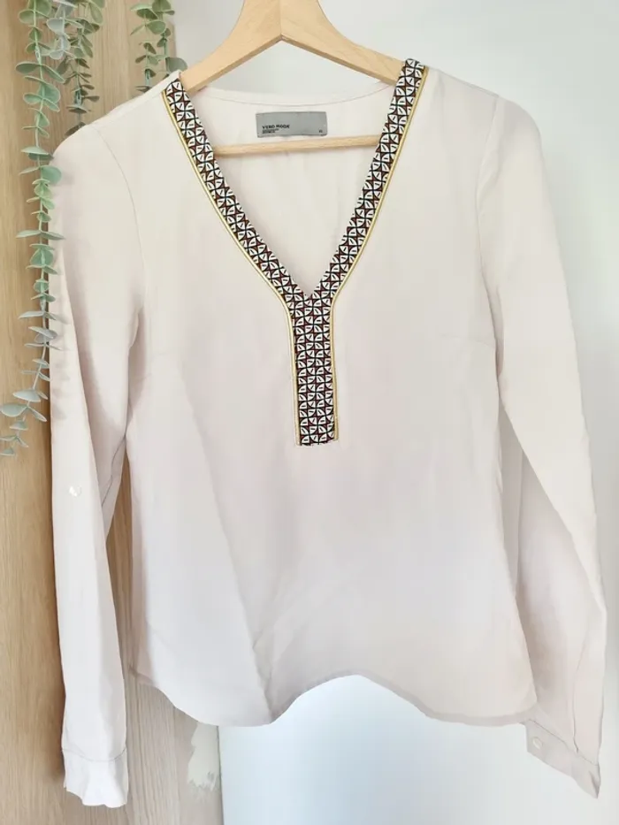 Blouse crème ethnique