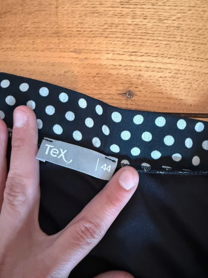 Jupe à pois en très bon état taille 44 tex - photo numéro 5