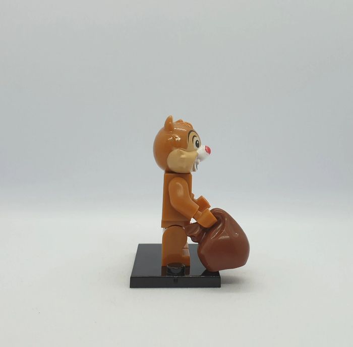 🐿 Figurine Tic & Tac - Tac - (Style Lego) 🐿 - photo numéro 4