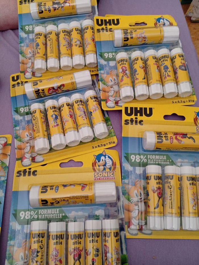 Lot de 6 lot de 6 uhu à 15€