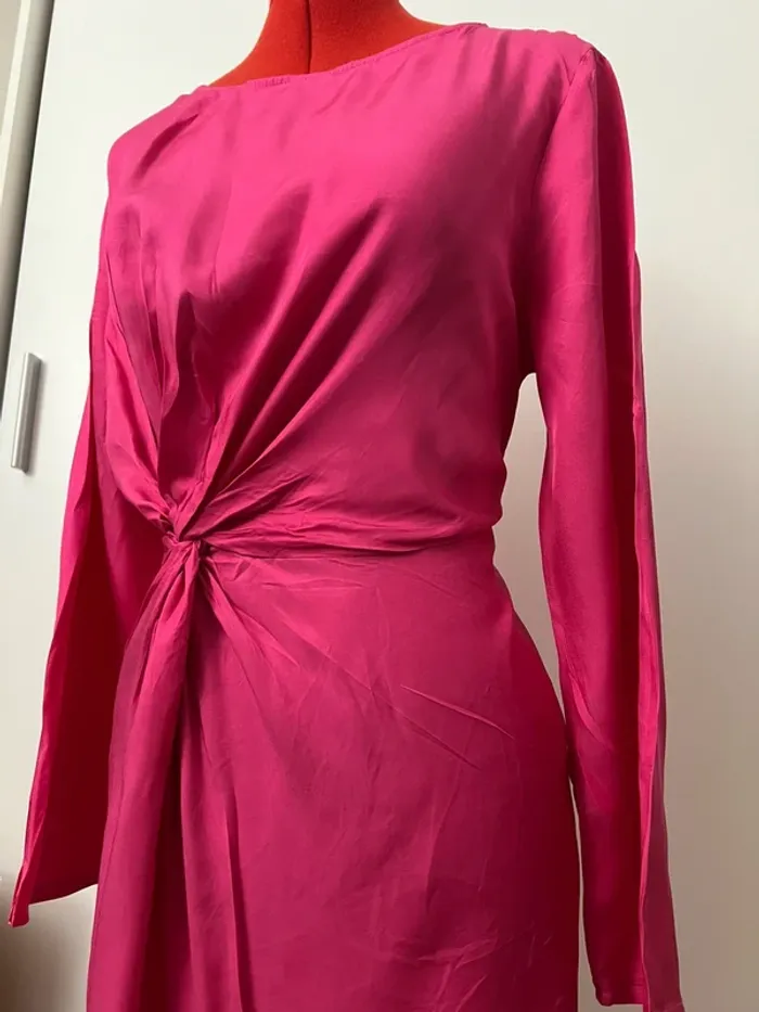 Robe rose fuschia drapée H&M