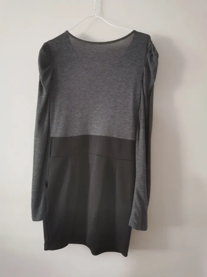 Robe pull tailleur - photo numéro 3
