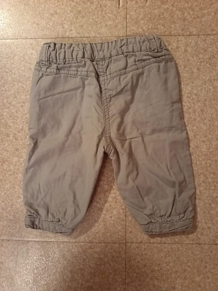 Pantalon 3 mois - photo numéro 2
