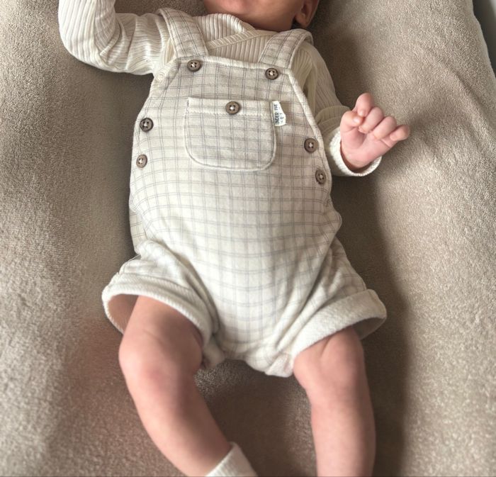 Salopette 1 mois - photo numéro 3