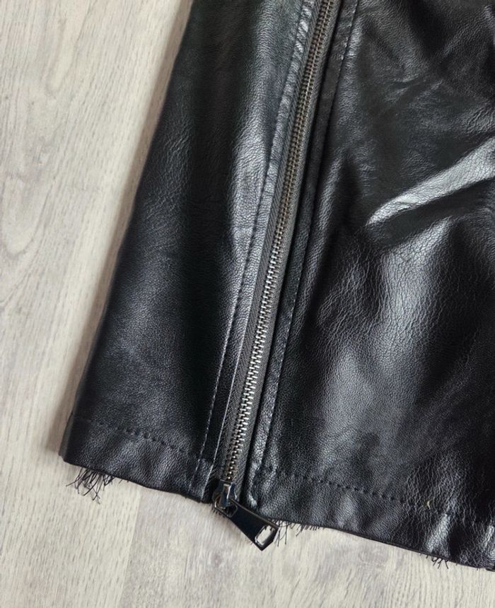 Jupe simili cuir noire Colloseum - taille XS neuve - photo numéro 3