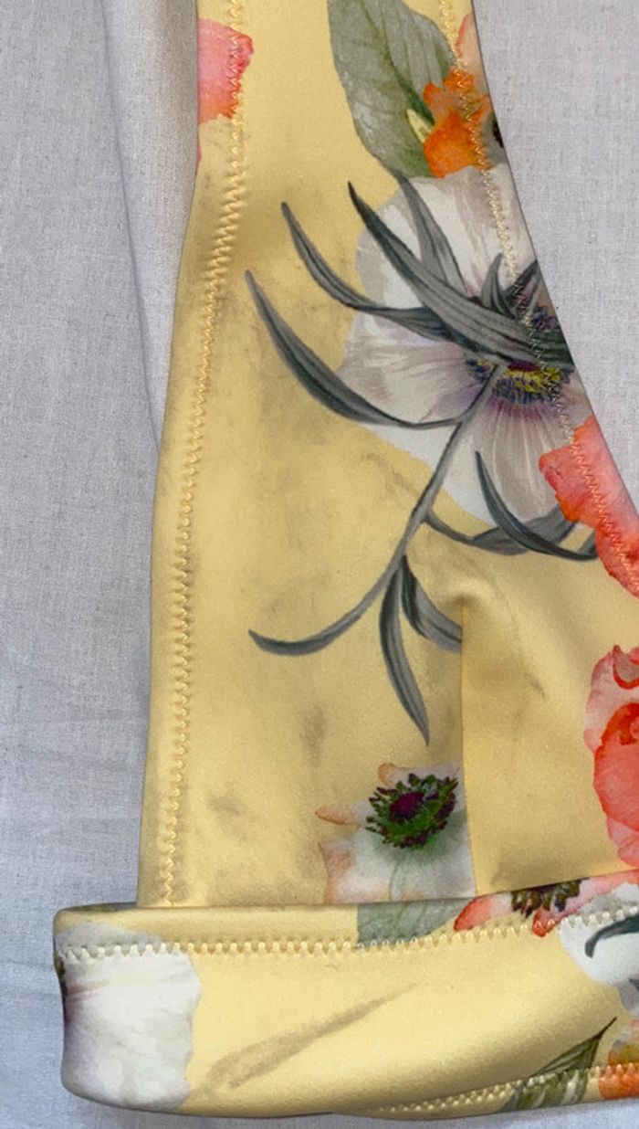 haut de maillot de bain H&M neuf avec étiquette (17,99euros) - photo numéro 3