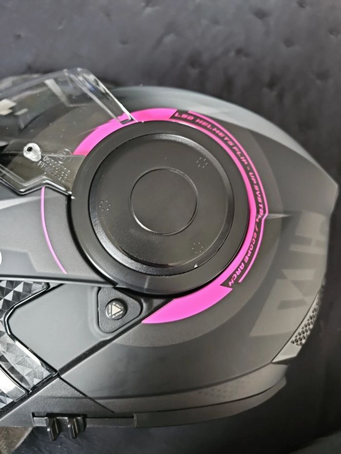 Casque moto - photo numéro 4