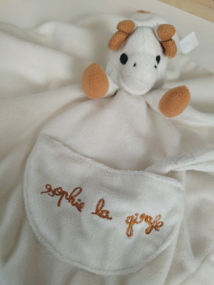 Doudou Sophie la girafe