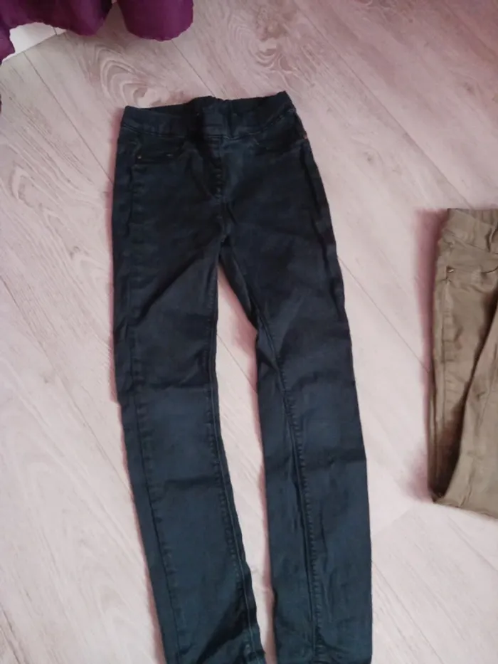 Lot de 3 pantalons 7 ans - photo numéro 2
