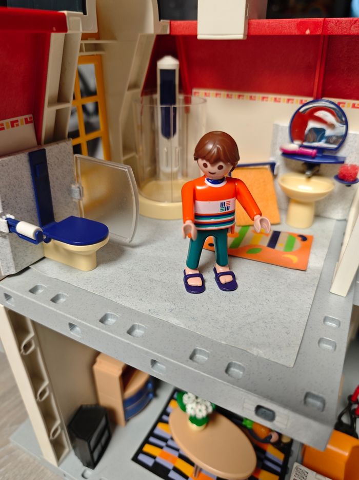 Playmobil 3965 Maison contemporaine avec tous les accessoires - photo numéro 10