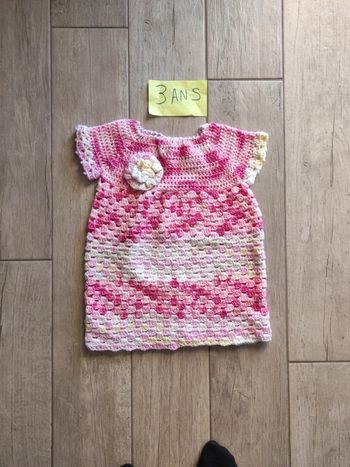 Robe en laine tricotée fille