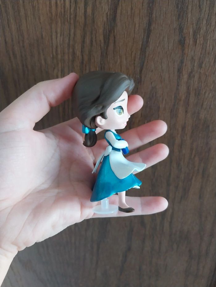 Figurine belle paysanne - photo numéro 3