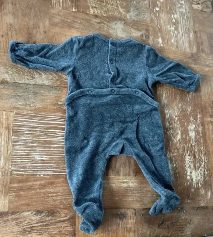 Lot pyjamas velours Kiabi 3 mois - photo numéro 8