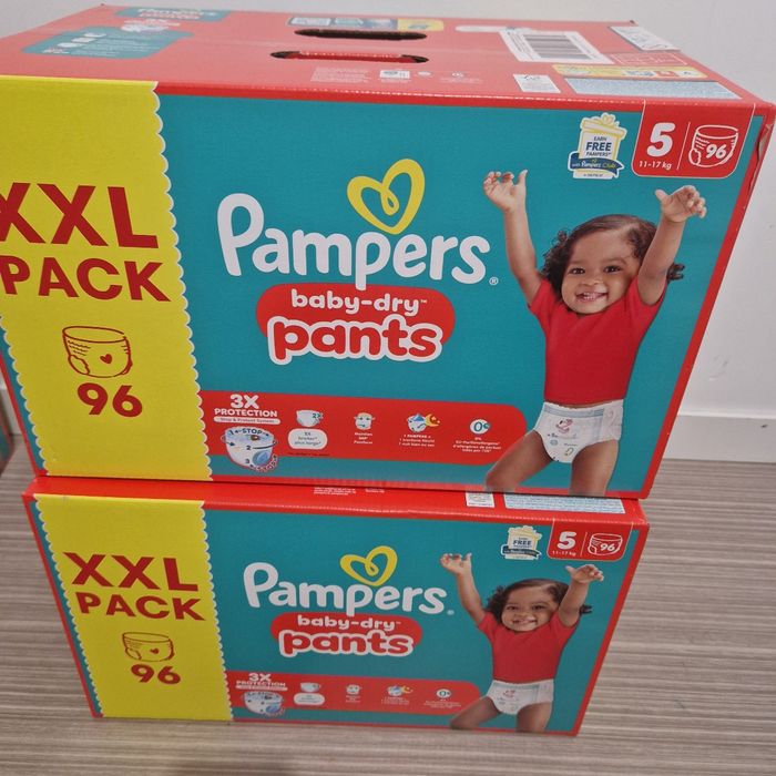 2 cartons de couches pampers pants taille 5