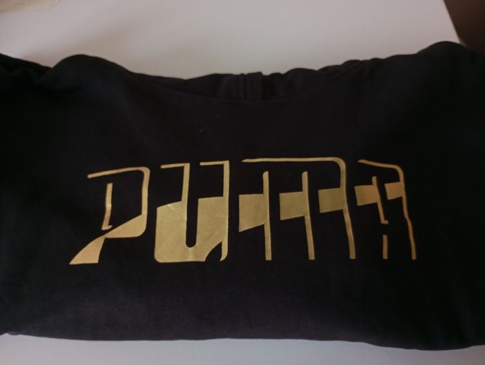 Sweat à capuche. Taille L. Noir et or . Coton et polyester . État neuf - photo numéro 10