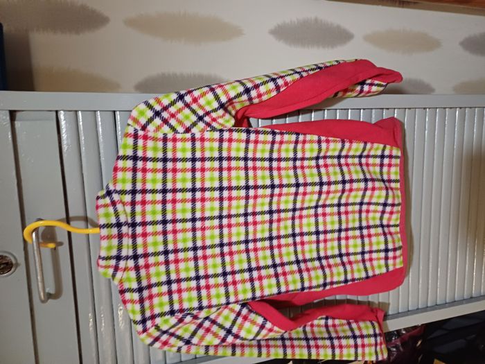 2 gilets zippés pour filles Taille 5 ans - photo numéro 5