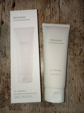 Mixsoon centella cleansing foam