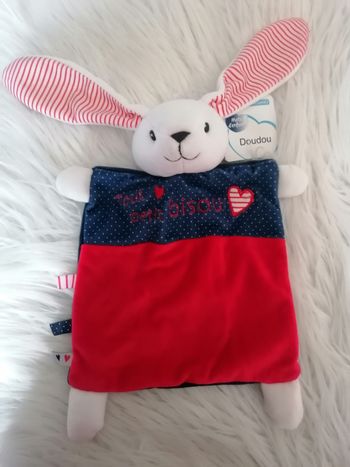 Doudou plat tête de lapin, neuf, mot d'enfants 