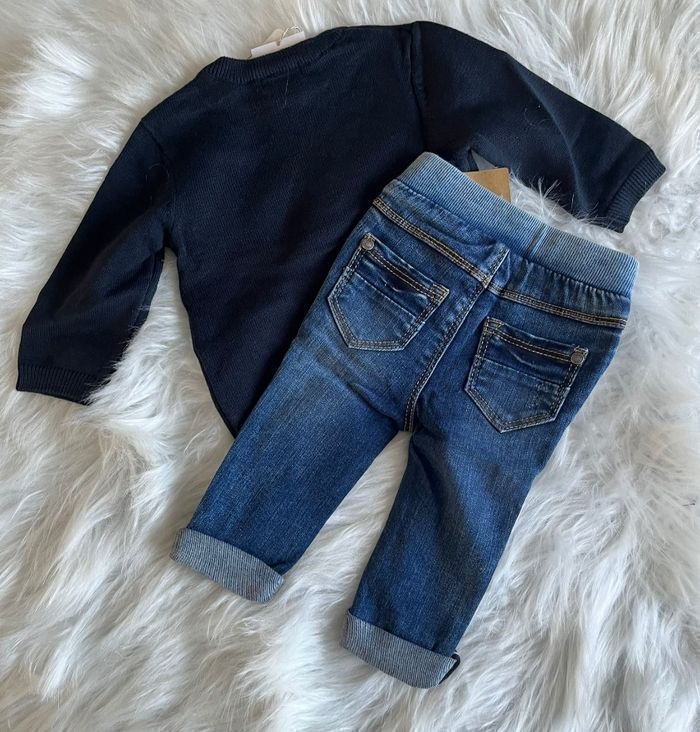 NEUFS  (non portés )🏷🏷🤩😍 superbe  ensemble pull et jeans 3 mois garçon 💙🤎🏷 - photo numéro 2
