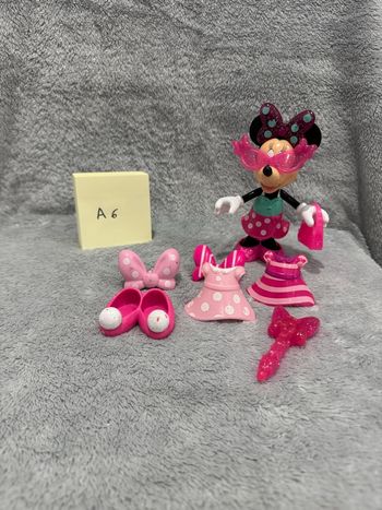 A6 fashionistas Minnie Disney figurine